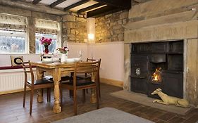 Exquisite Bronte Country Cottage - Free Parking